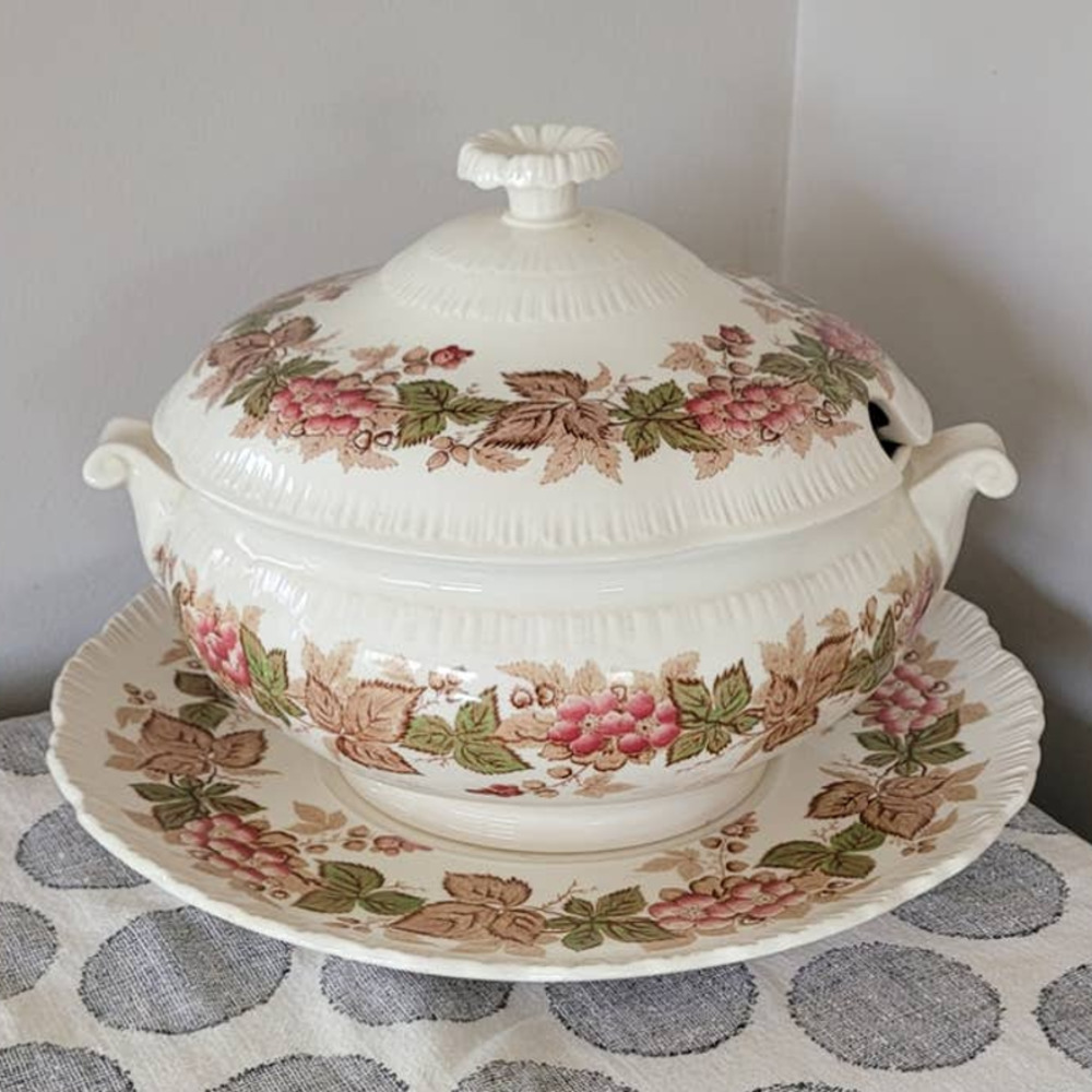 Wedgewood Wildbriar Soup Tourine and Platter